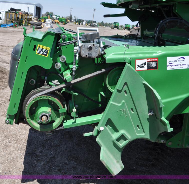 image for item G6119 2010 John Deere 9770 STS RWA combine