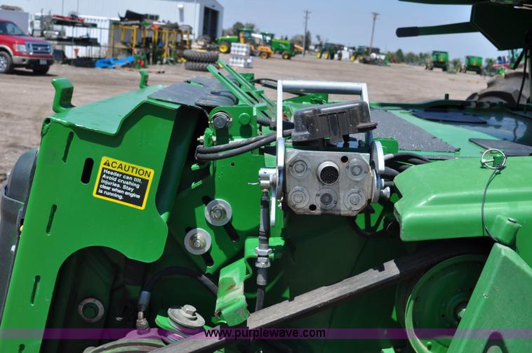 image for item G6119 2010 John Deere 9770 STS RWA combine