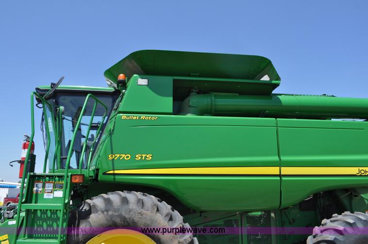 image for item G6119 2010 John Deere 9770 STS RWA combine