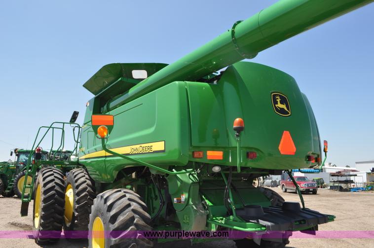 image for item G6119 2010 John Deere 9770 STS RWA combine