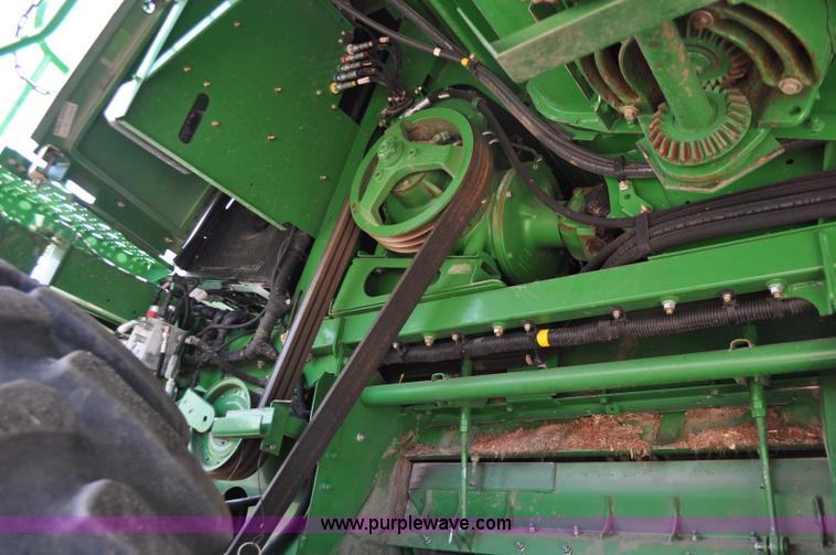 image for item G6119 2010 John Deere 9770 STS RWA combine