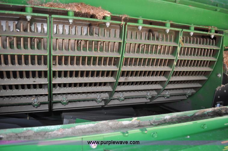 image for item G6119 2010 John Deere 9770 STS RWA combine