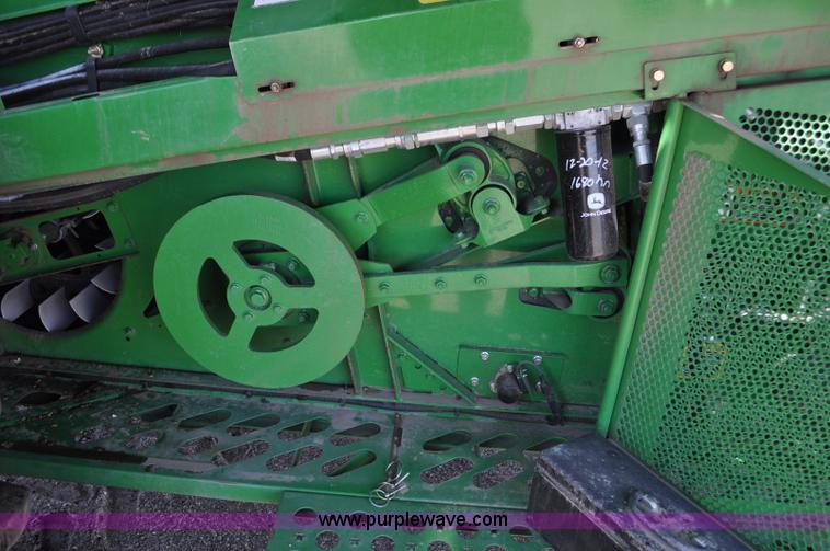 image for item G6119 2010 John Deere 9770 STS RWA combine