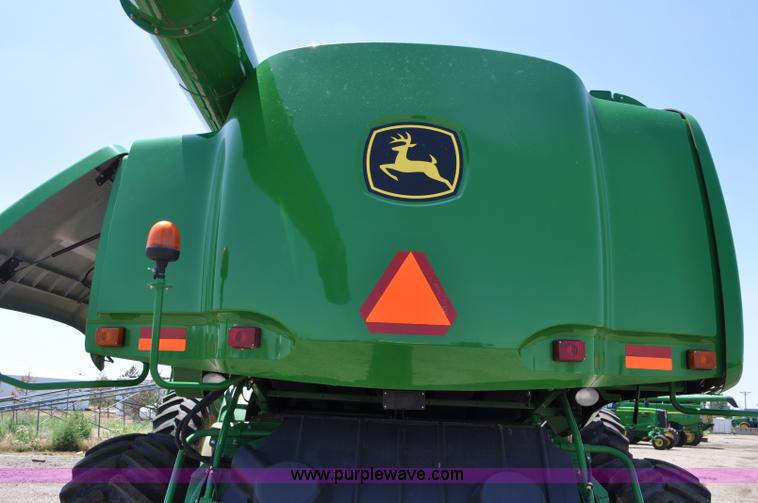 image for item G6119 2010 John Deere 9770 STS RWA combine
