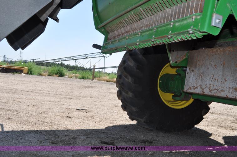 image for item G6119 2010 John Deere 9770 STS RWA combine