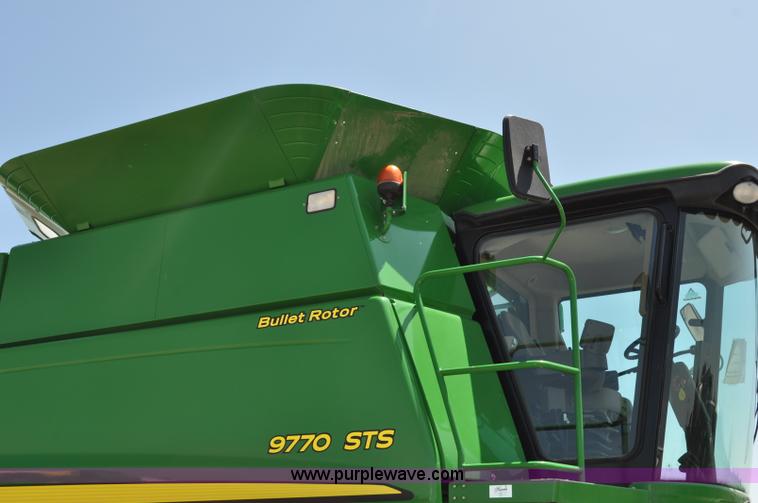 image for item G6119 2010 John Deere 9770 STS RWA combine