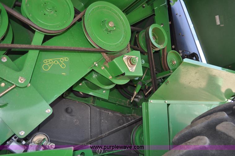image for item G6119 2010 John Deere 9770 STS RWA combine