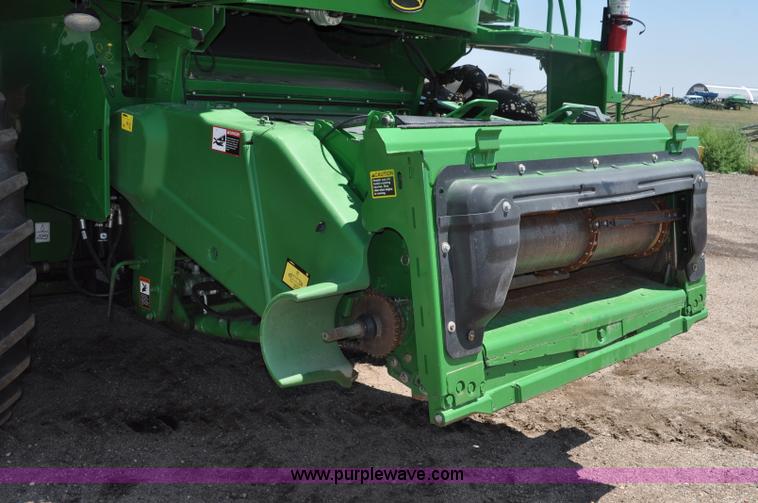 image for item G6119 2010 John Deere 9770 STS RWA combine