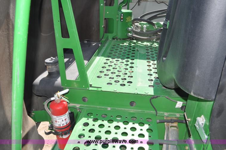image for item G6121 2009 John Deere 9770 STS 2WD combine
