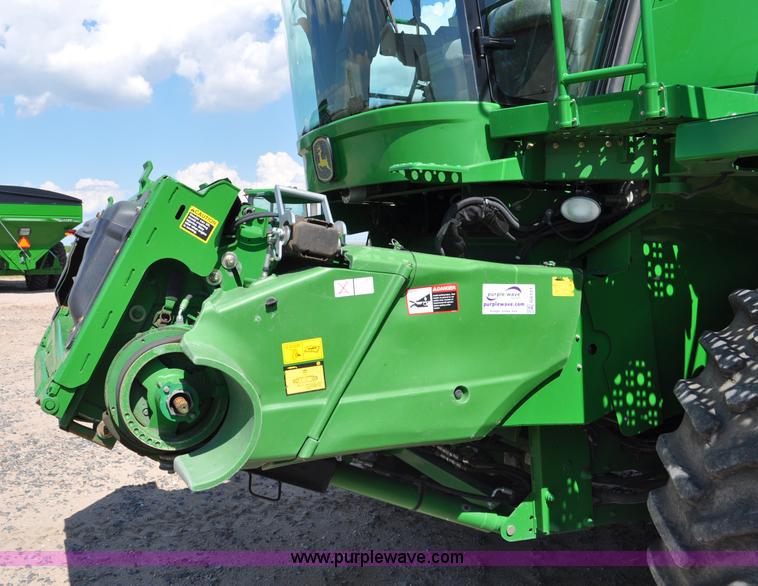 image for item G6121 2009 John Deere 9770 STS 2WD combine