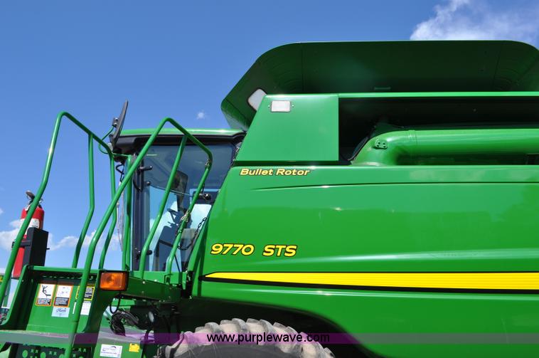 image for item G6121 2009 John Deere 9770 STS 2WD combine