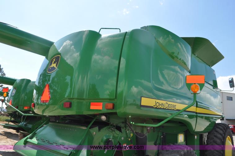 image for item G6121 2009 John Deere 9770 STS 2WD combine