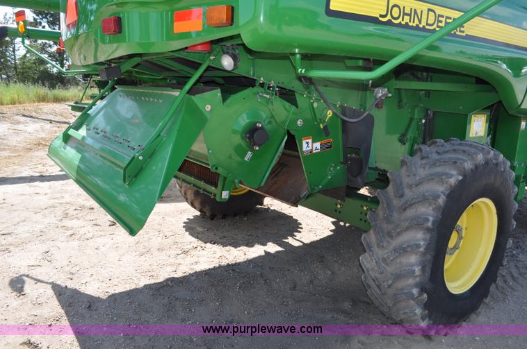 image for item G6121 2009 John Deere 9770 STS 2WD combine