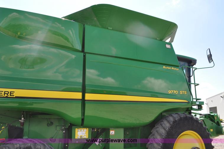 image for item G6121 2009 John Deere 9770 STS 2WD combine