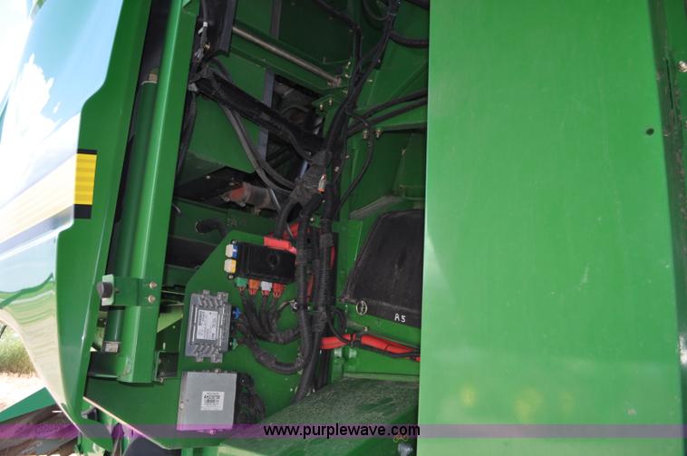 image for item G6121 2009 John Deere 9770 STS 2WD combine
