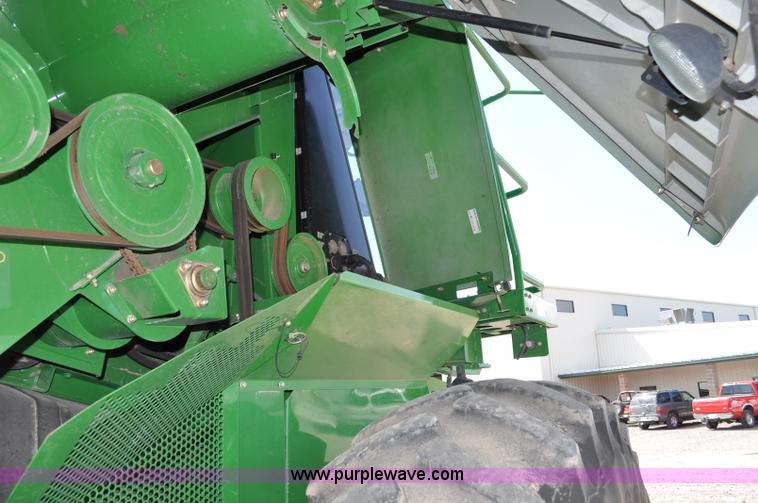 image for item G6121 2009 John Deere 9770 STS 2WD combine