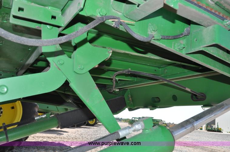 image for item G6121 2009 John Deere 9770 STS 2WD combine