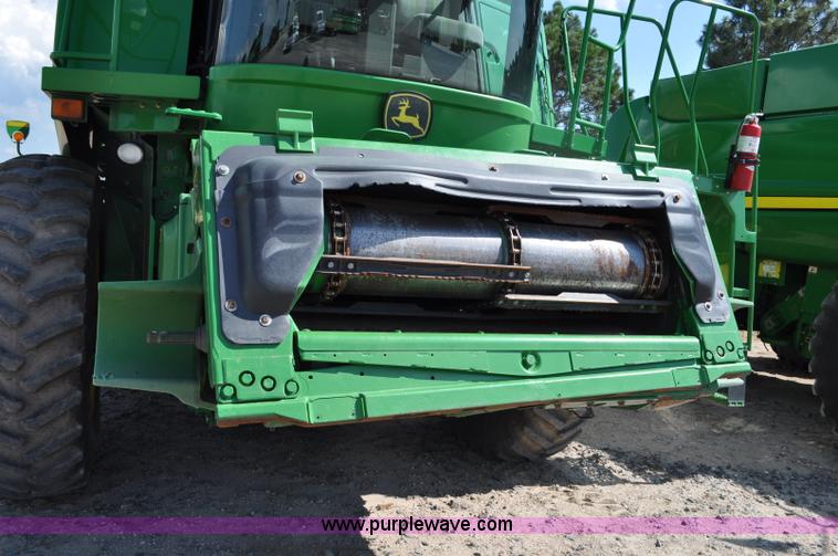 image for item G6121 2009 John Deere 9770 STS 2WD combine