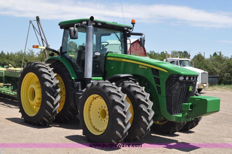 image for item G6122 2010 John Deere 8345R MFWD tractor
