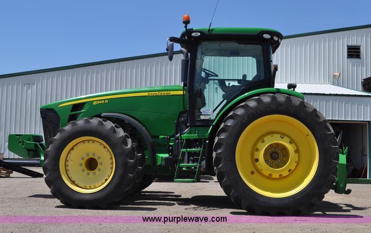 image for item G6122 2010 John Deere 8345R MFWD tractor