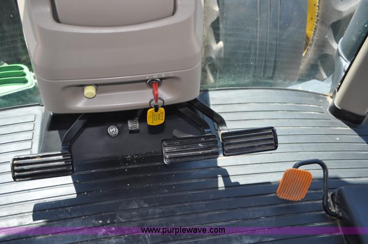 image for item G6122 2010 John Deere 8345R MFWD tractor