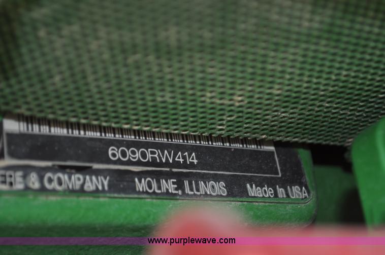 image for item G6123 2011 John Deere 8335R MFWD tractor