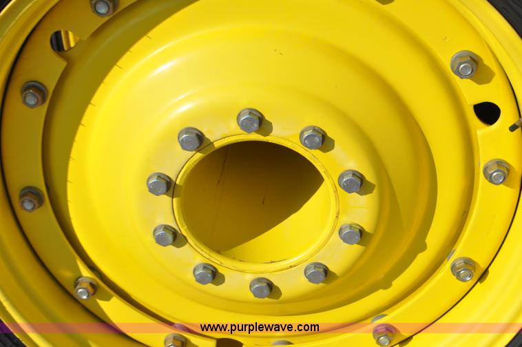 image for item G6123 2011 John Deere 8335R MFWD tractor