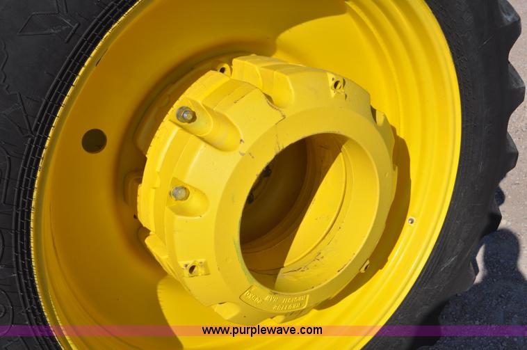 image for item G6123 2011 John Deere 8335R MFWD tractor