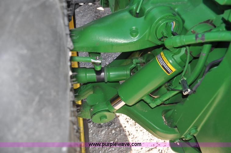 image for item G6123 2011 John Deere 8335R MFWD tractor