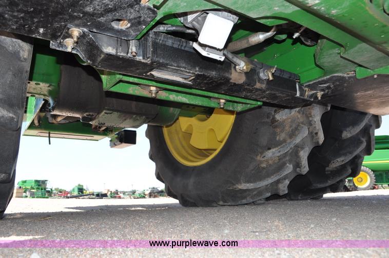 image for item G6127 2008 John Deere 9430 4WD tractor