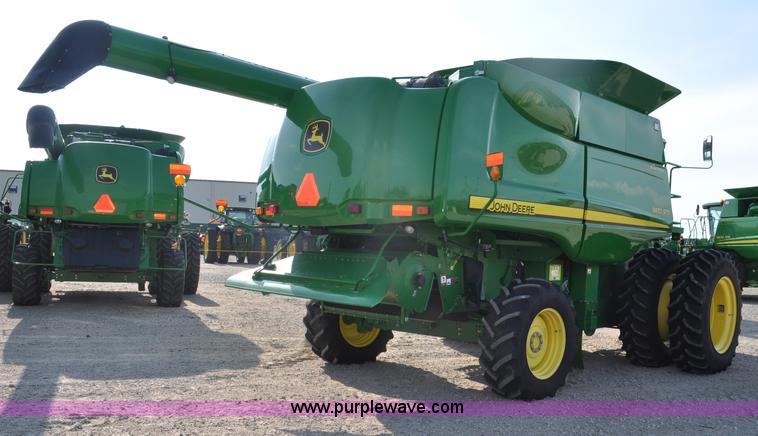 image for item G6128 2009 John Deere 9870 STS 2WD combine