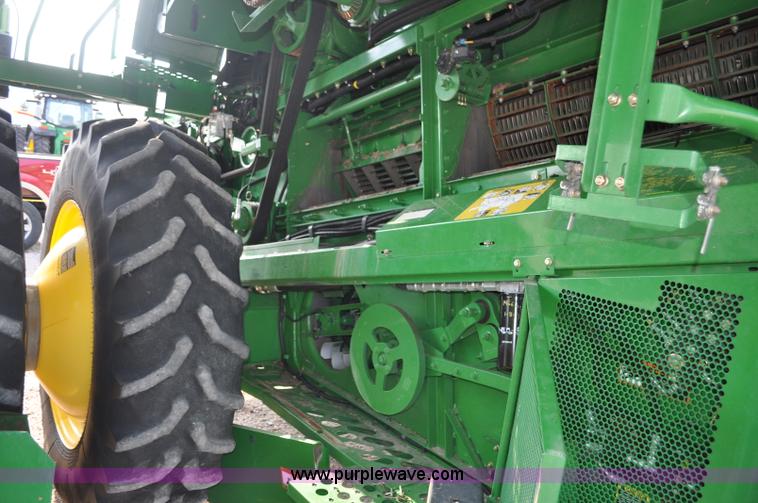image for item G6128 2009 John Deere 9870 STS 2WD combine