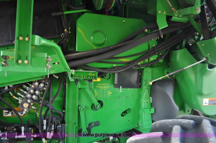 image for item G6128 2009 John Deere 9870 STS 2WD combine