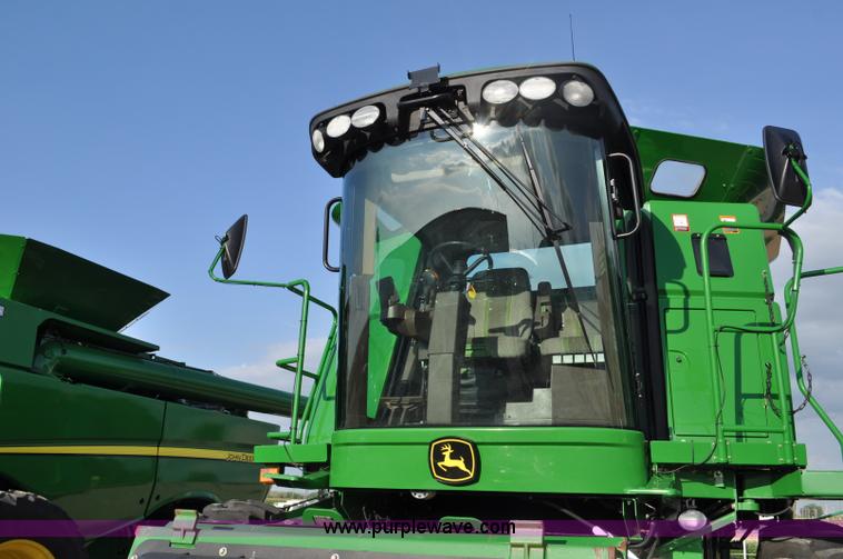 image for item G6129 2009 John Deere 9870 STS 2WD combine