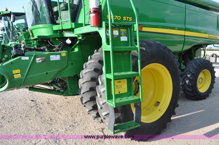 image for item G6129 2009 John Deere 9870 STS 2WD combine