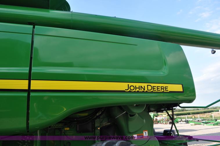 image for item G6129 2009 John Deere 9870 STS 2WD combine