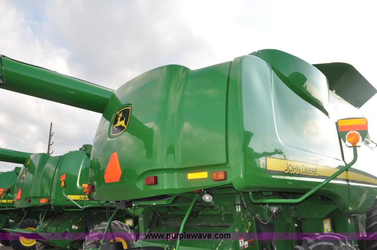 image for item G6129 2009 John Deere 9870 STS 2WD combine