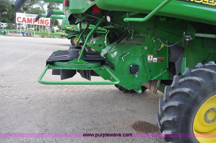 image for item G6129 2009 John Deere 9870 STS 2WD combine