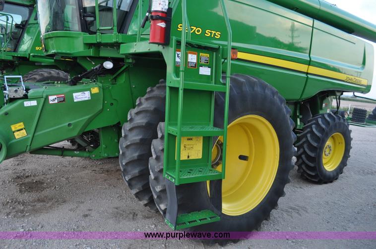 image for item G6130 2009 John Deere 9870 STS 2WD combine