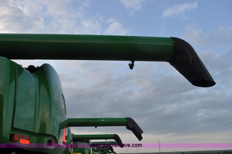 image for item G6130 2009 John Deere 9870 STS 2WD combine