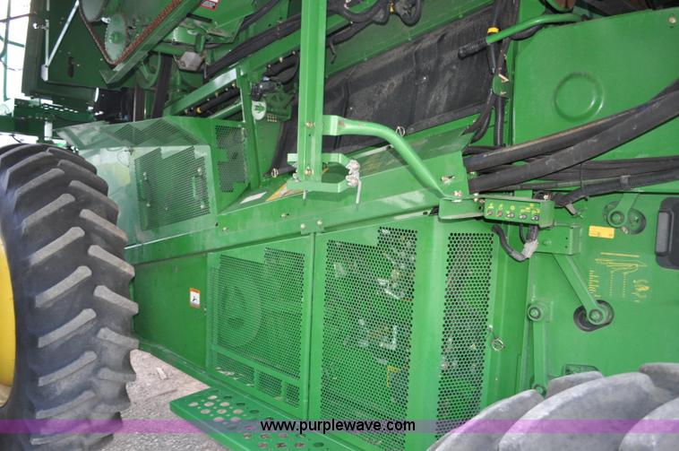 image for item G6130 2009 John Deere 9870 STS 2WD combine