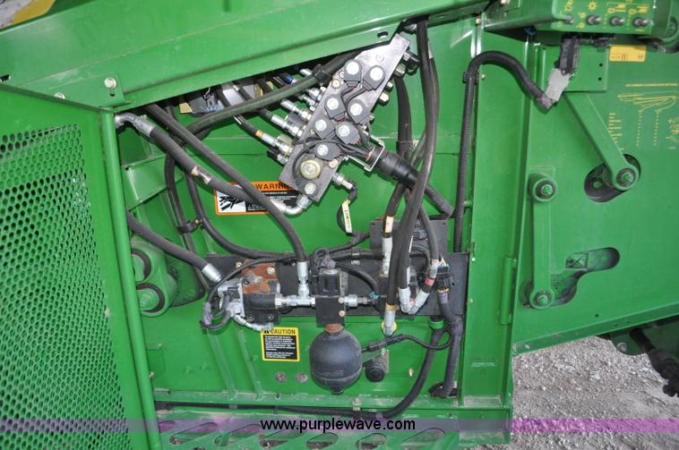 image for item G6130 2009 John Deere 9870 STS 2WD combine