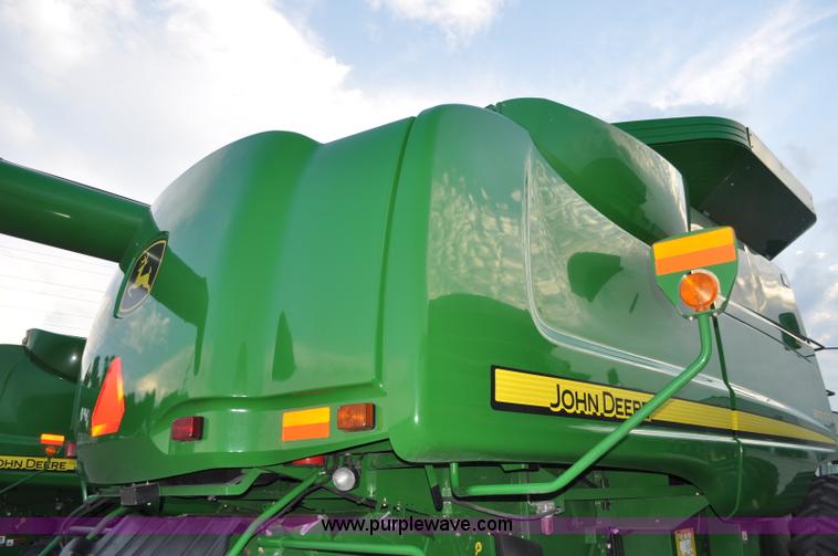 image for item G6130 2009 John Deere 9870 STS 2WD combine