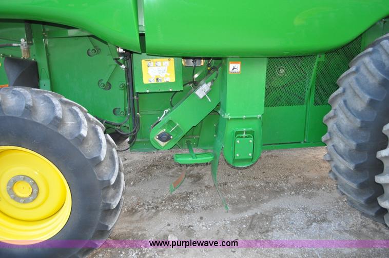 image for item G6130 2009 John Deere 9870 STS 2WD combine