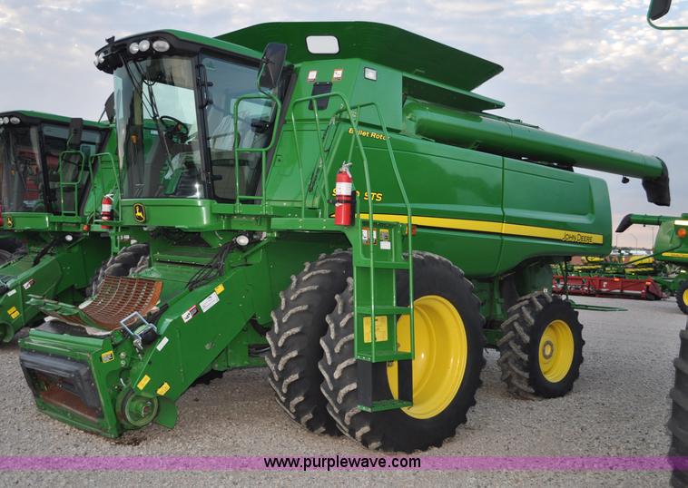 image for item G6131 2008 John Deere 9870 STS 2WD combine