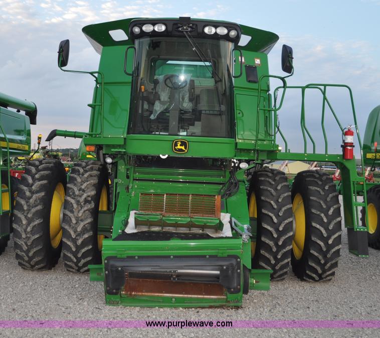 image for item G6131 2008 John Deere 9870 STS 2WD combine