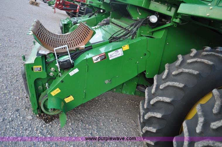 image for item G6131 2008 John Deere 9870 STS 2WD combine