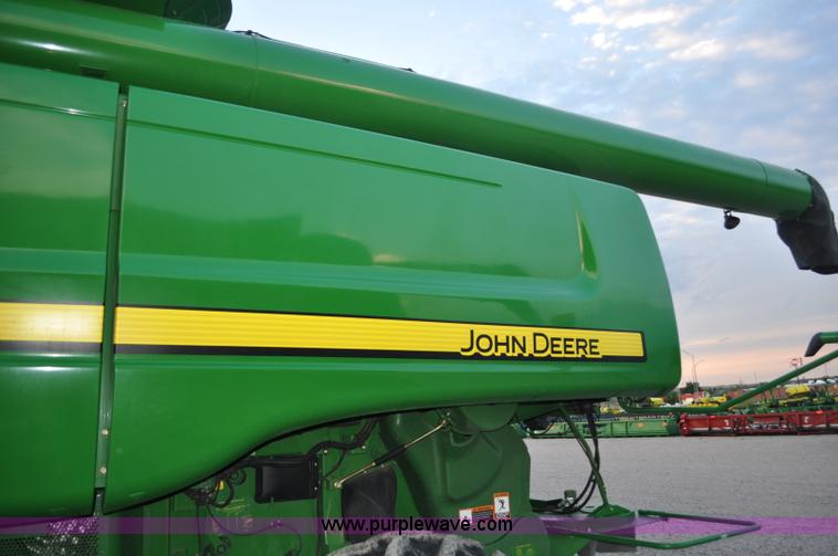 image for item G6131 2008 John Deere 9870 STS 2WD combine