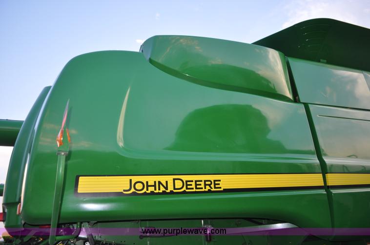 image for item G6131 2008 John Deere 9870 STS 2WD combine