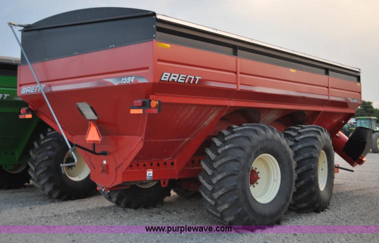 image for item G6132 2008 Brent 1594 grain cart